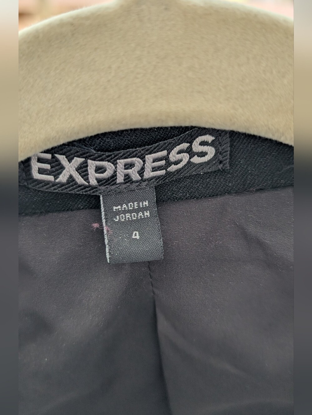 Express Women's Black Tailored One-Button Blazer, Size 4 - Picture 10 of 10